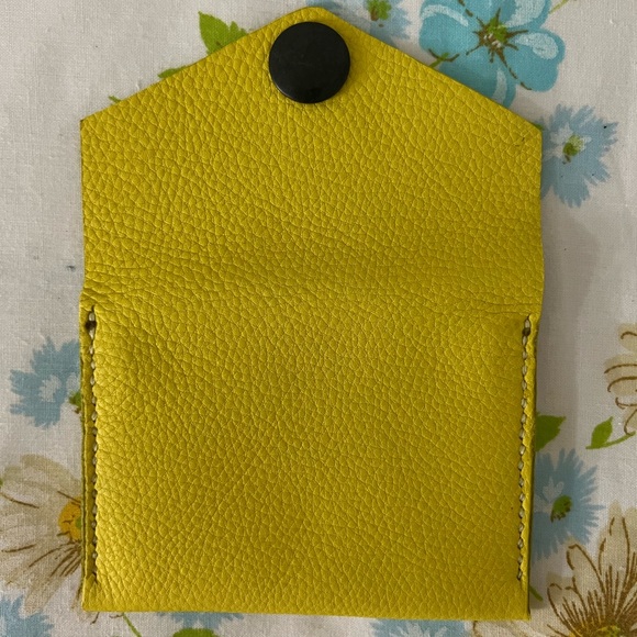 Handmade Genuine Leather Wallet - Picture 4 of 5